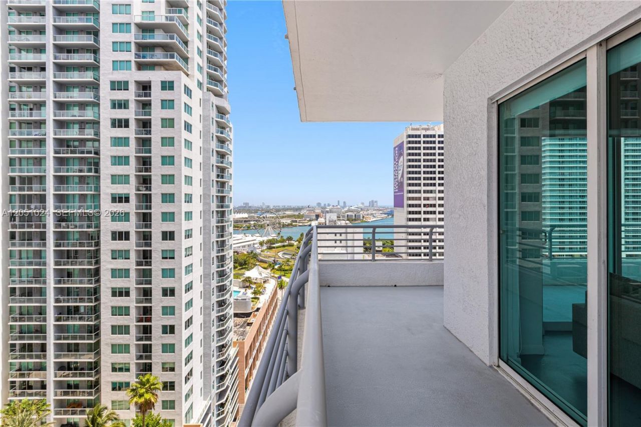 133 NE 2nd Ave, Unit 2101, Miami, FL 33132 Photo