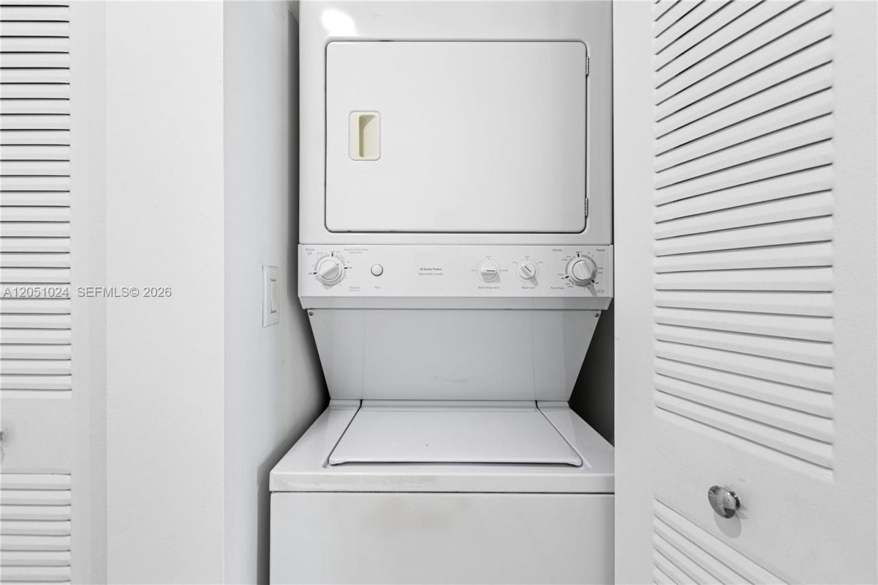 133 NE 2nd Ave, Unit 2101, Miami, FL 33132 Photo