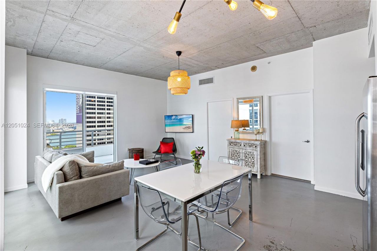 133 NE 2nd Ave, Unit 2101, Miami, FL 33132 Photo