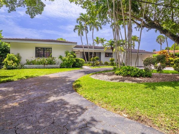 740 Jeronimo Dr, Coral Gables, FL 33146