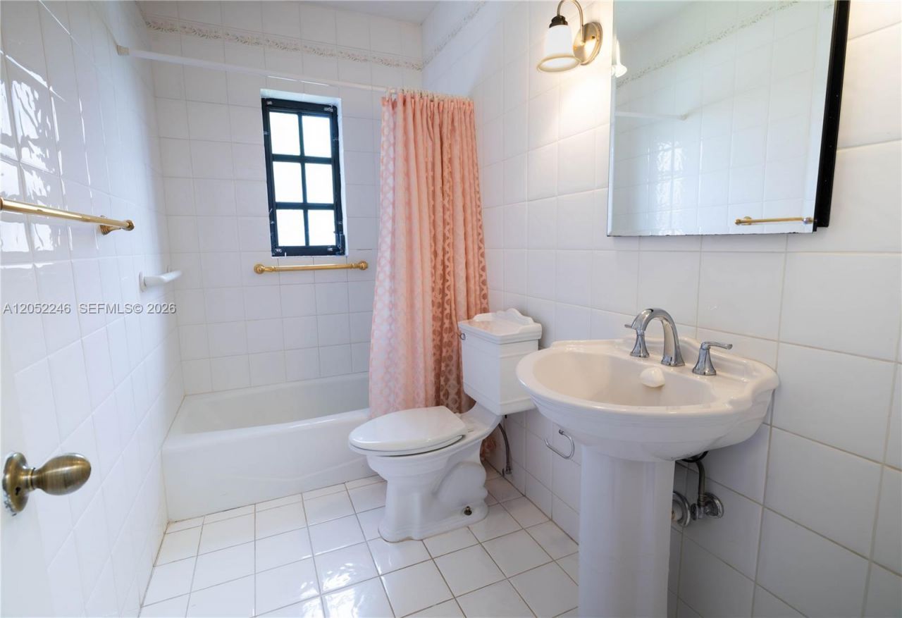 740 Jeronimo Dr, Coral Gables, FL 33146 Photo