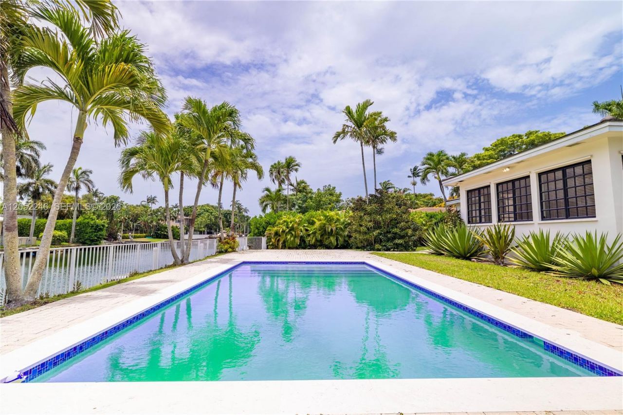 740 Jeronimo Dr, Coral Gables, FL 33146 Photo