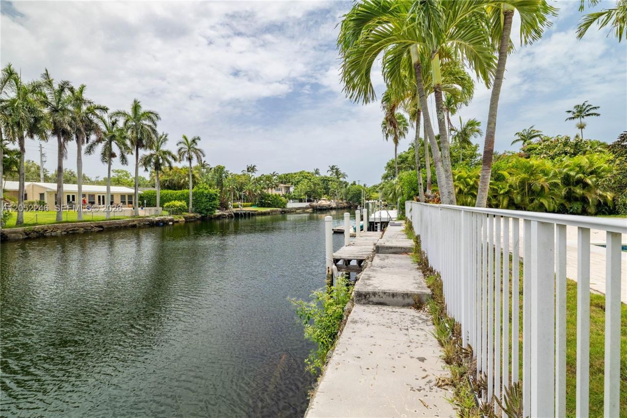 740 Jeronimo Dr, Coral Gables, FL 33146 Photo