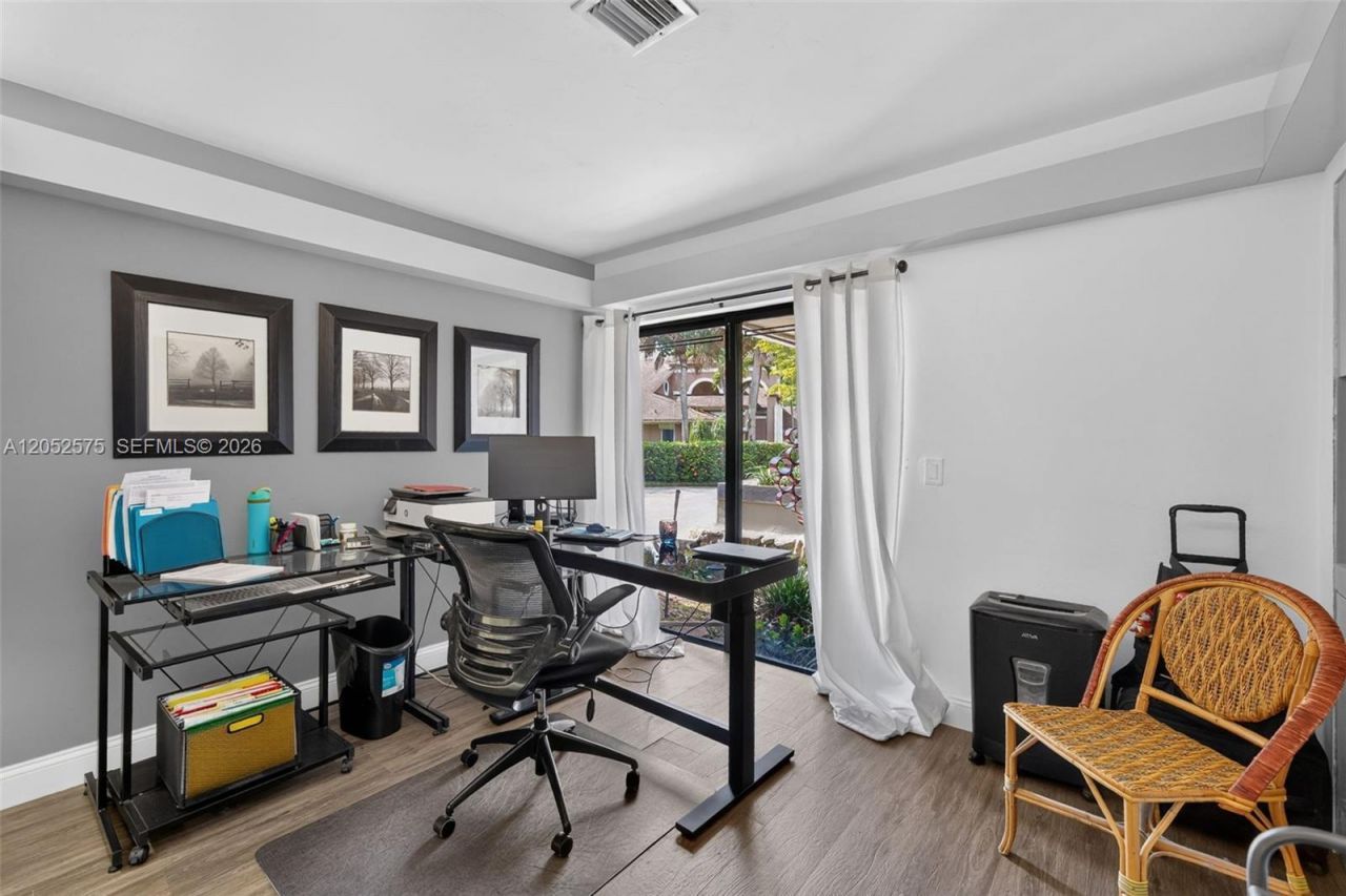400 Sea Turtle Ter , Plantation, FL 33324 Photo