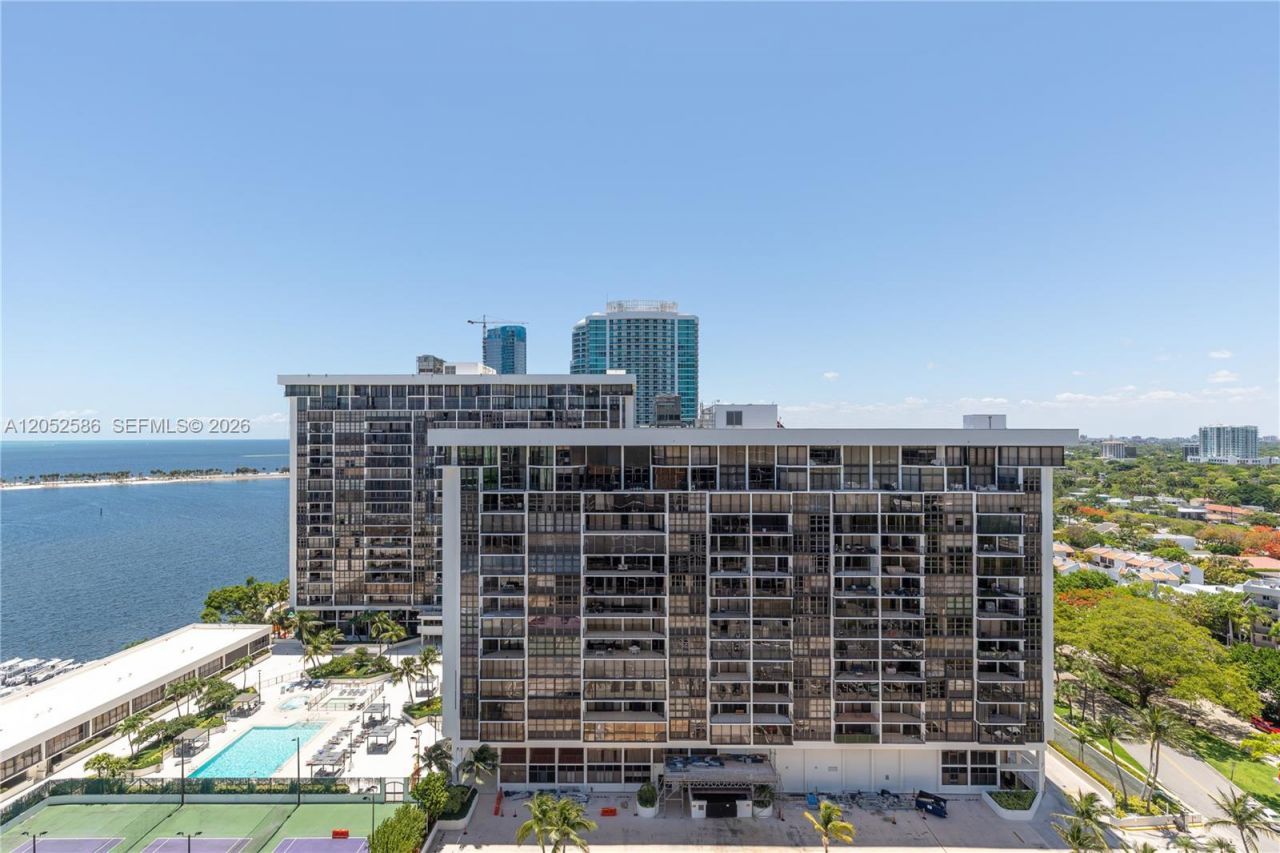 1901 Brickell Ave , Unit B1903, Miami, FL 33129 Photo