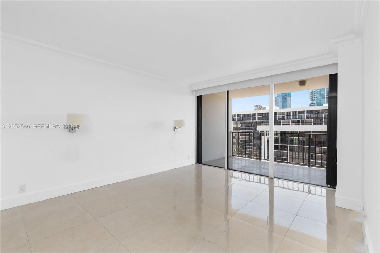 1901 Brickell Ave , Unit B1903, Miami, FL 33129 Photo