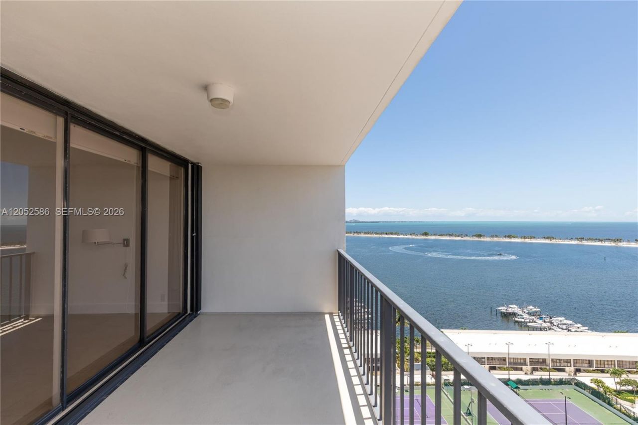 1901 Brickell Ave , Unit B1903, Miami, FL 33129 Photo