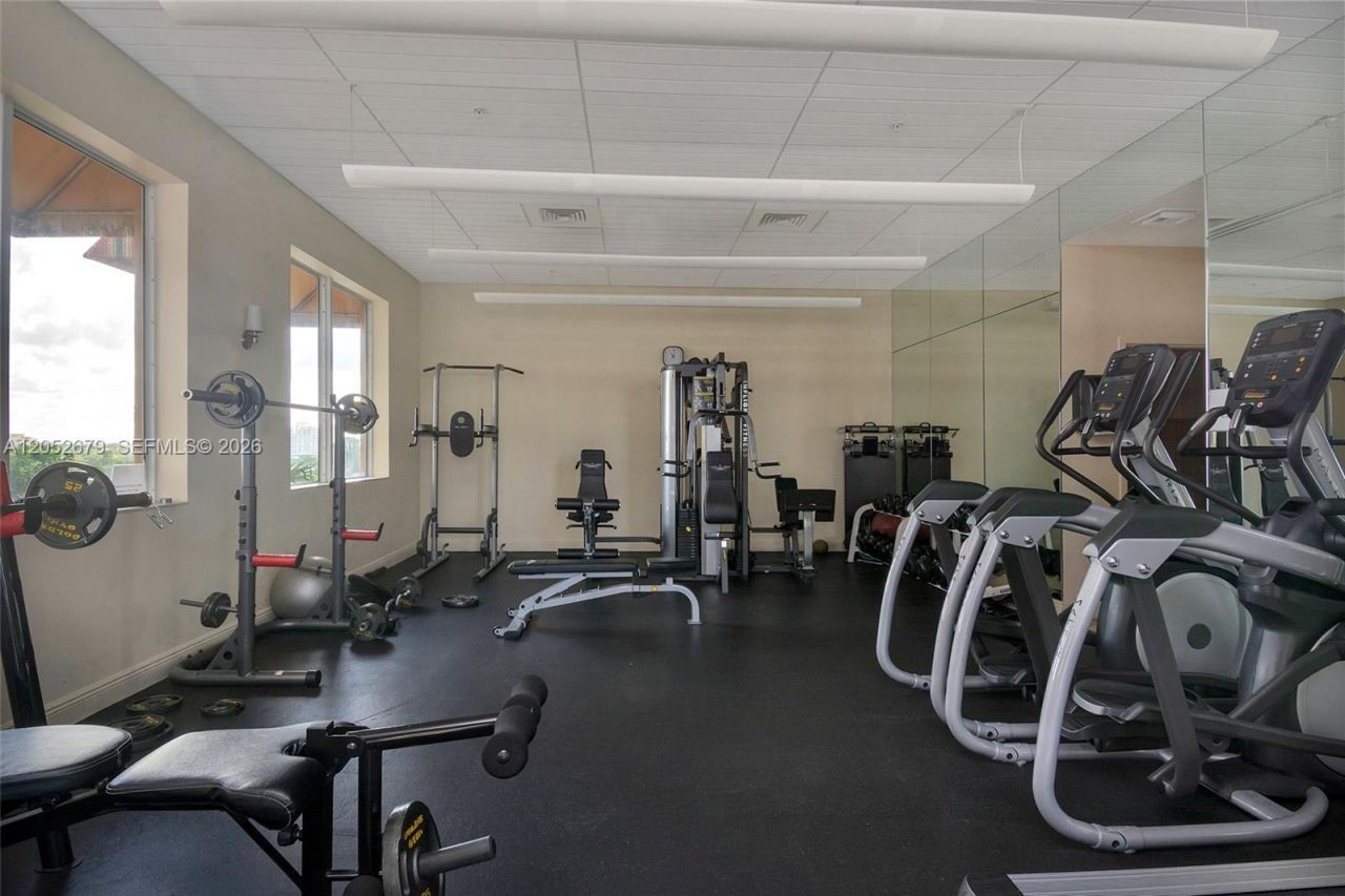 3232 SW 22nd St , Unit 1701, Miami, FL 33145 Photo