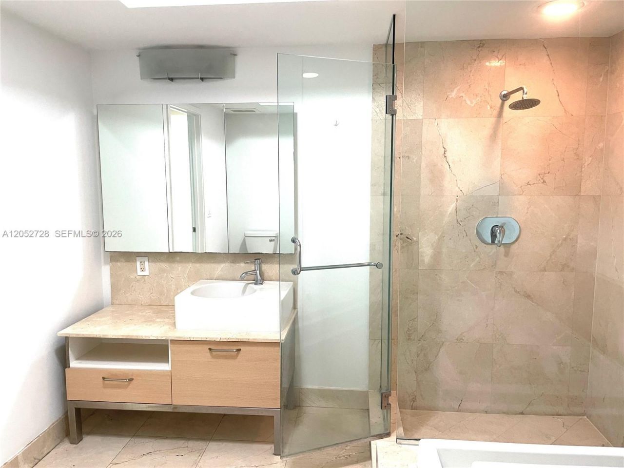 218 SE 14th St , Unit 1004, Miami, FL 33131 Photo