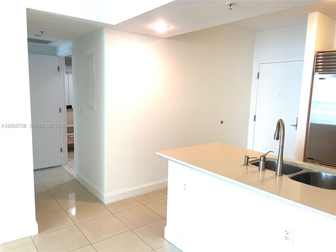 218 SE 14th St , Unit 1004, Miami, FL 33131 Photo