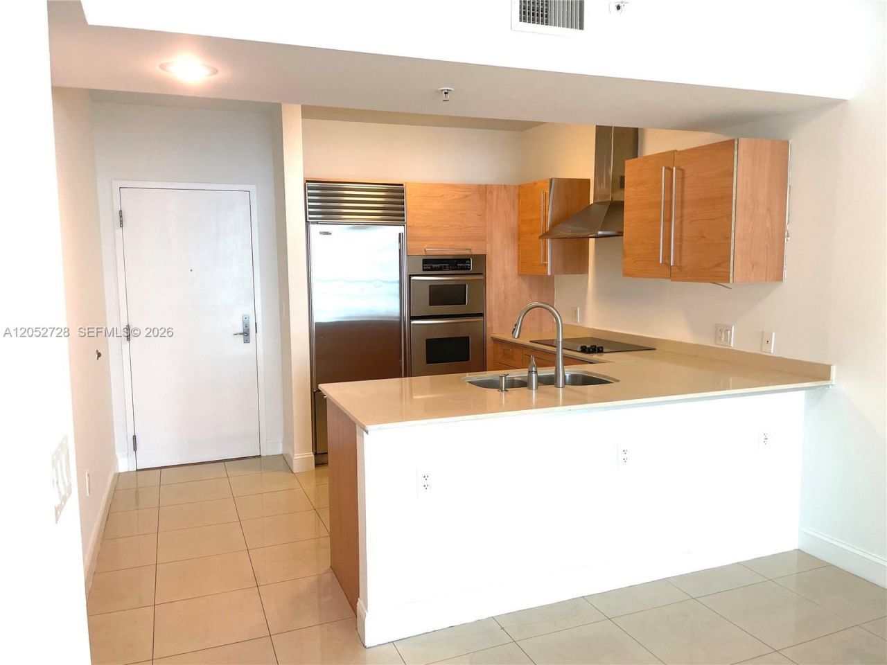 218 SE 14th St , Unit 1004, Miami, FL 33131 Photo
