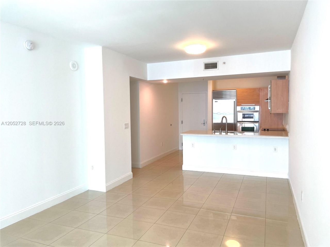 218 SE 14th St , Unit 1004, Miami, FL 33131 Photo