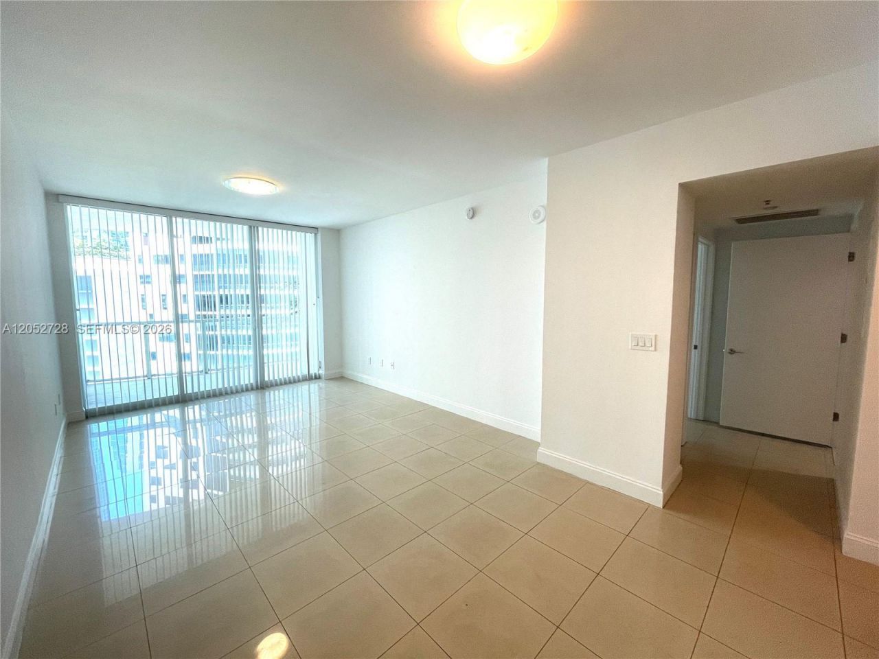 218 SE 14th St , Unit 1004, Miami, FL 33131 Photo