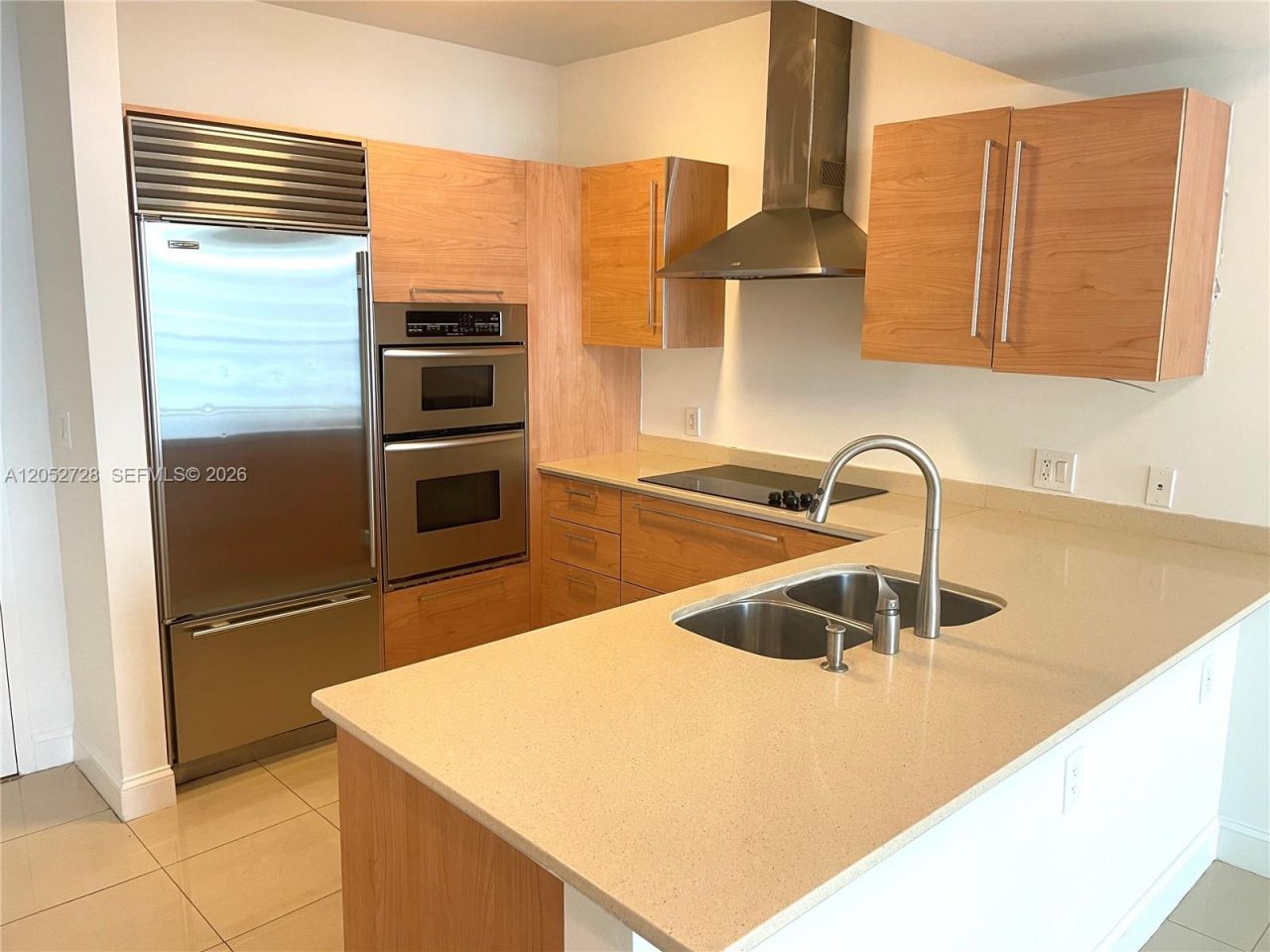 218 SE 14th St , Unit 1004, Miami, FL 33131 Photo