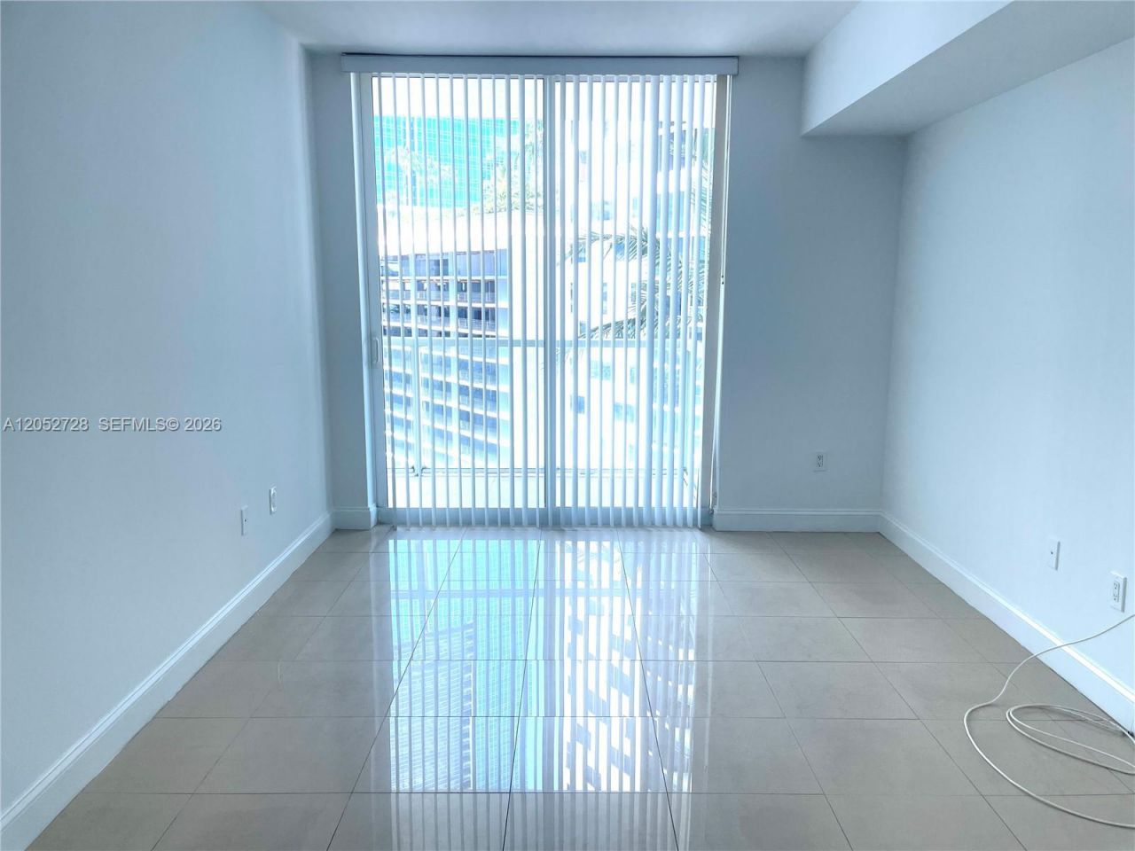 218 SE 14th St , Unit 1004, Miami, FL 33131 Photo