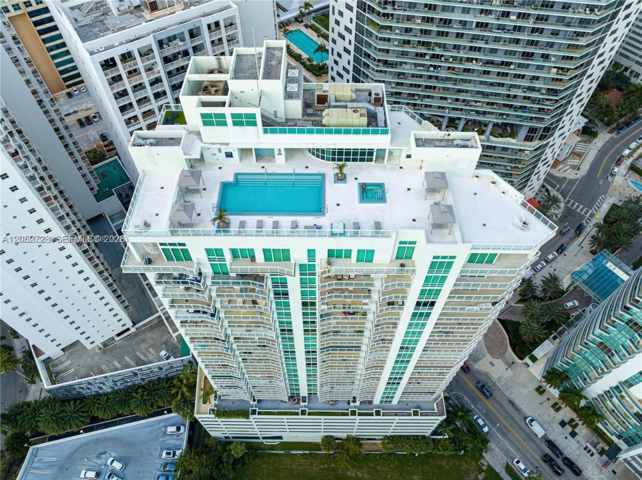 218 SE 14th St , Unit 1004, Miami, FL 33131 Photo