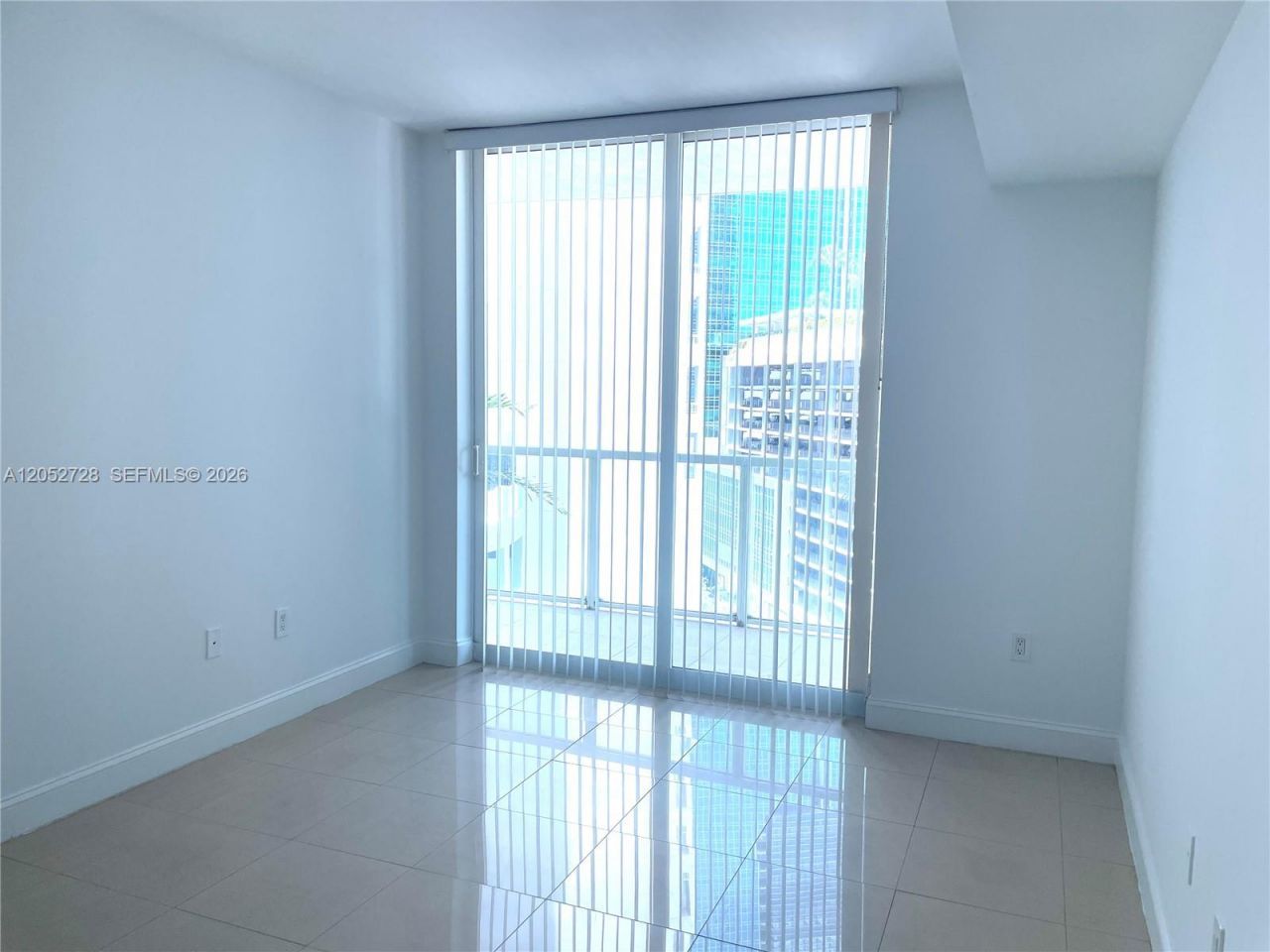 218 SE 14th St , Unit 1004, Miami, FL 33131 Photo