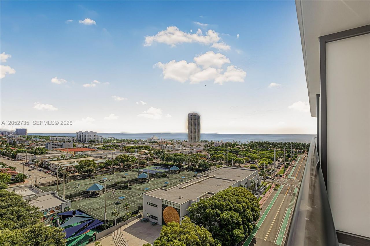 580 72nd St , Unit 1005, Miami Beach, FL 33141 Photo