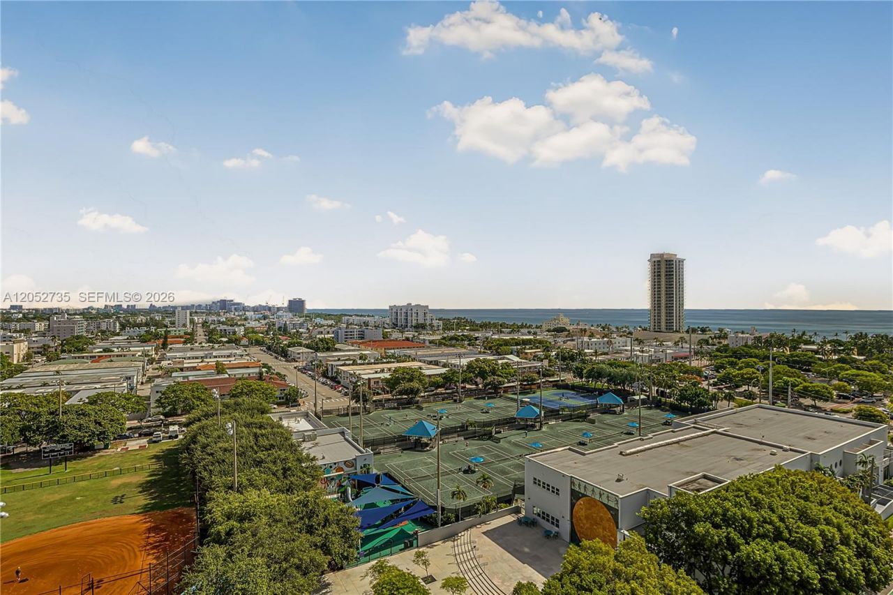 580 72nd St , Unit 1005, Miami Beach, FL 33141 Photo