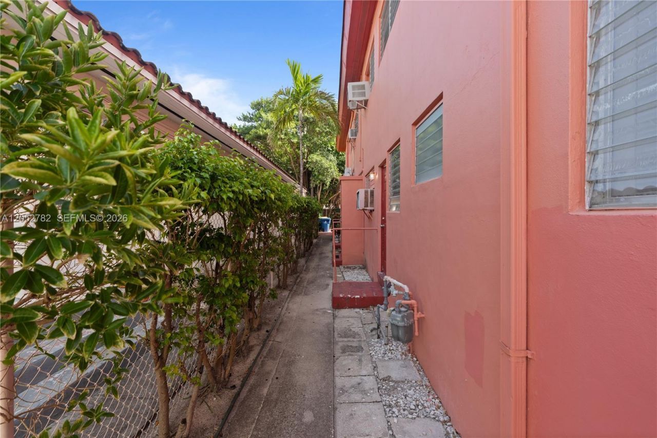 744 85th St , Miami Beach, FL 33141 Photo
