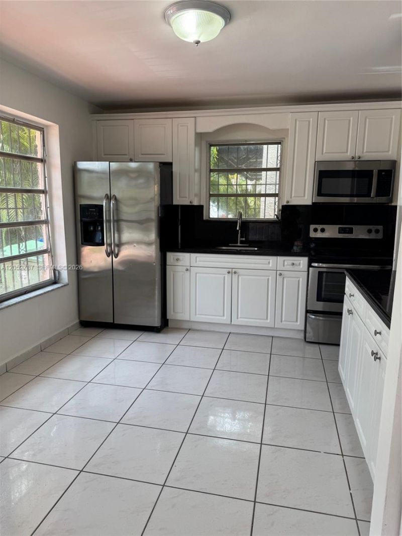 Please Call For Address, Unit 3621, Miami, FL 33135 Photo
