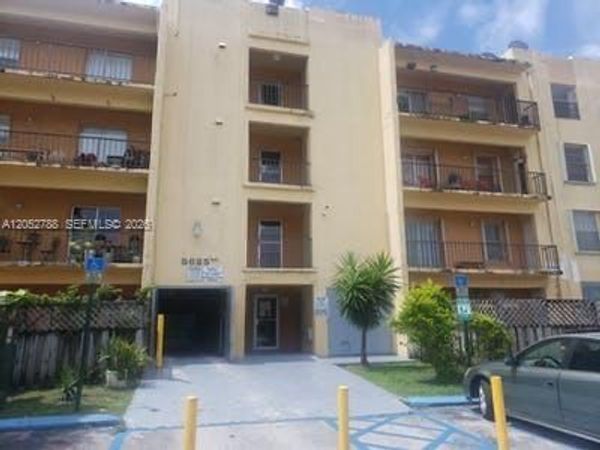 5775 W 20th Ave , Unit 113, Hialeah, FL 33012