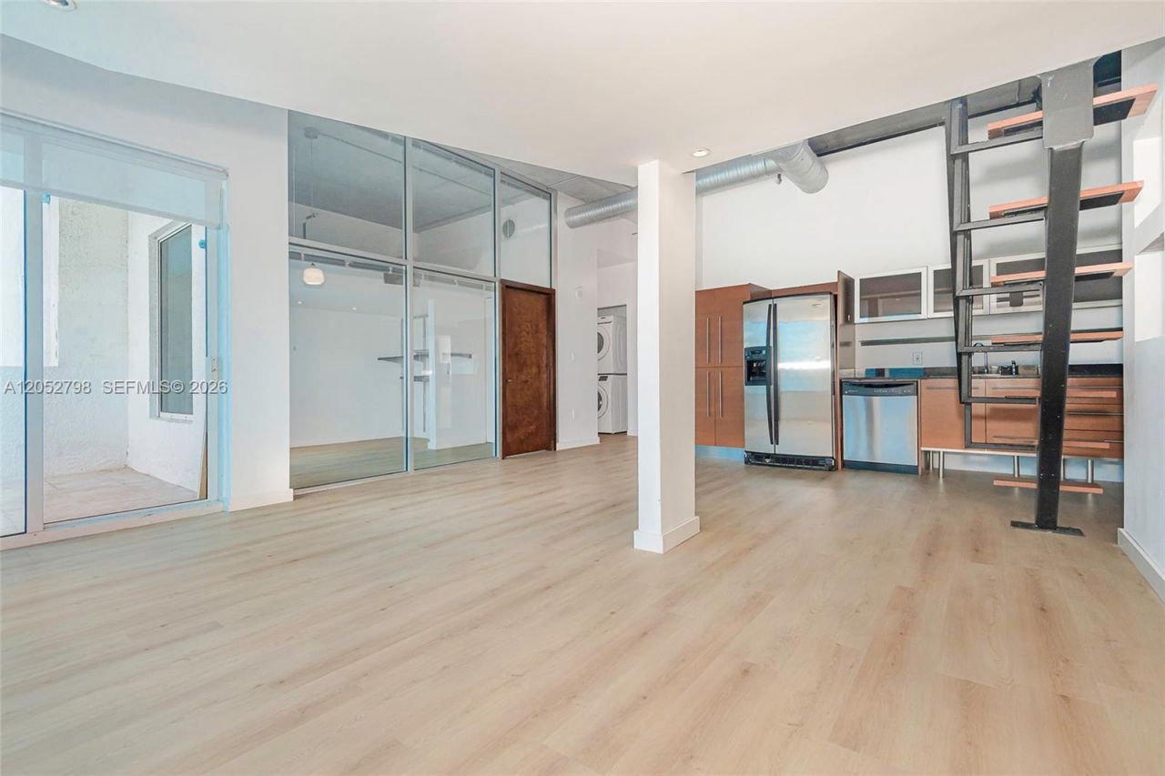 10 SW South River Dr , Unit 607, Miami, FL 33130 Photo