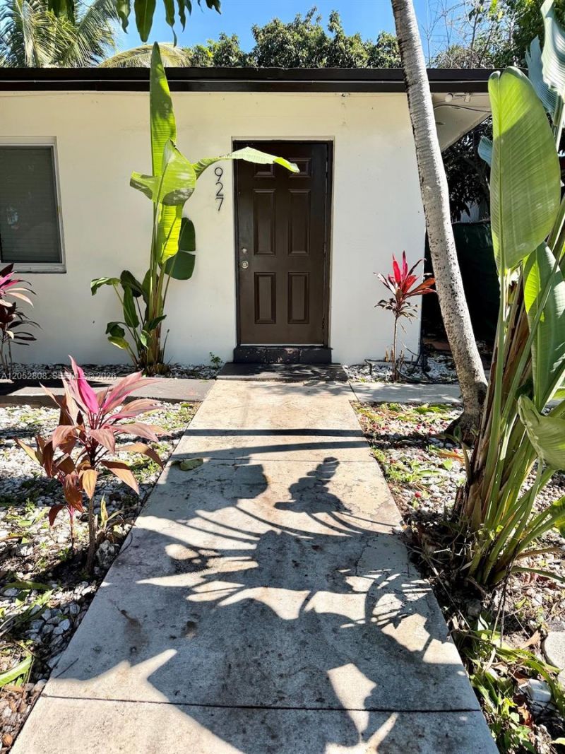 929 SW 12th Ave , Miami, FL 33130 Photo