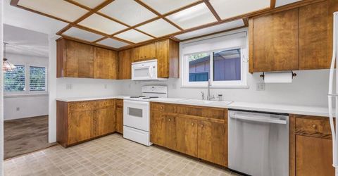 176 Lake Glen Dr Drive, Carson City, NV 89703 Photo