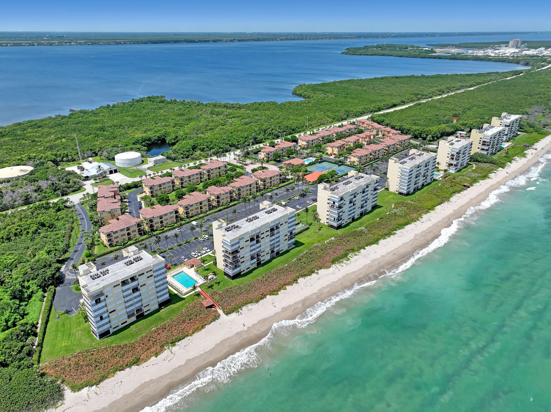 7420 S Ocean Drive, Unit 313, Jensen Beach, FL 34957 Photo