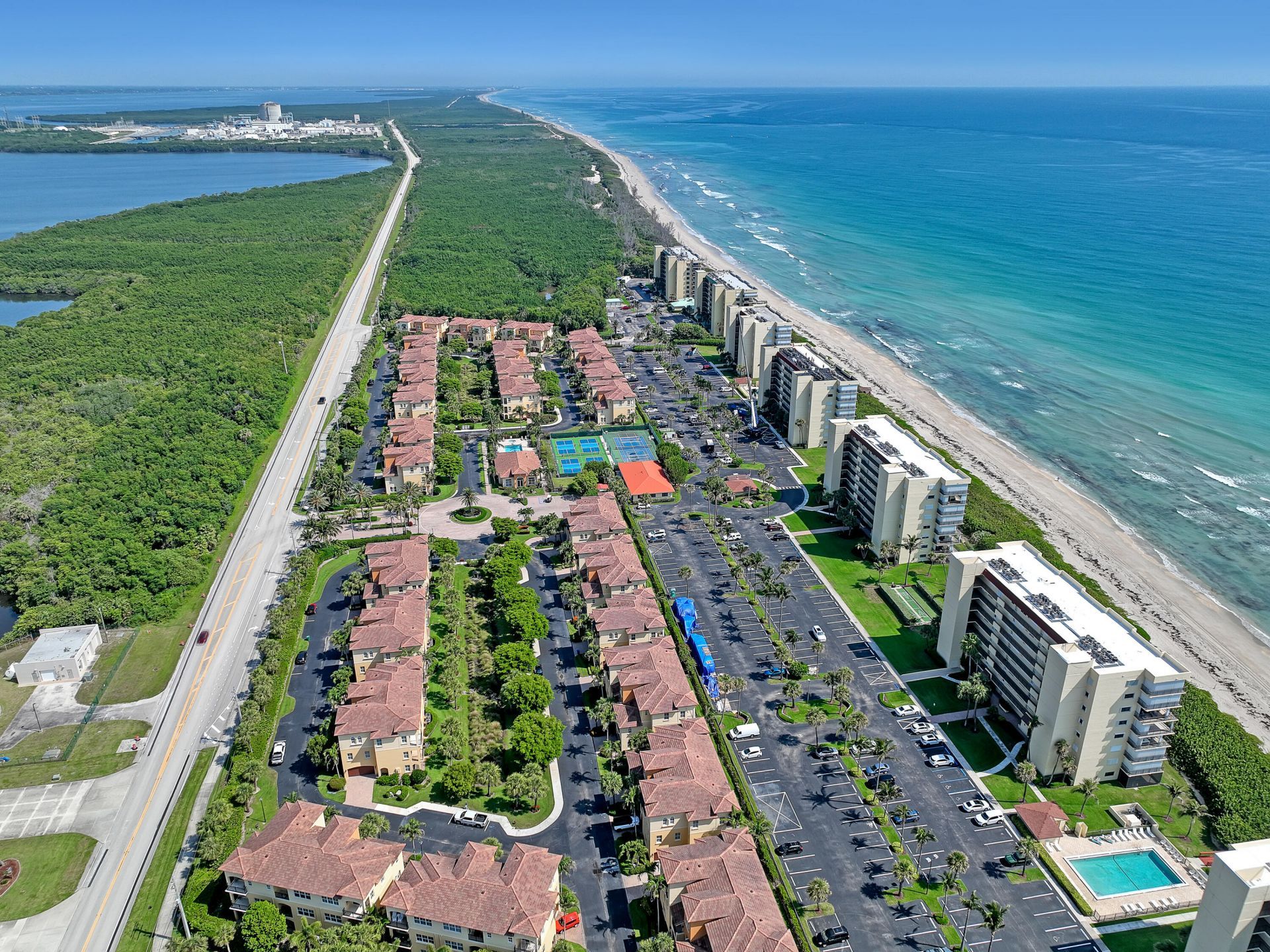 7420 S Ocean Drive, Unit 313, Jensen Beach, FL 34957 Photo