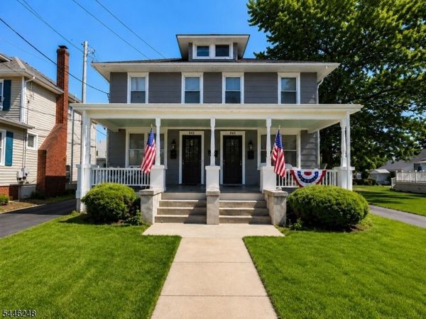 243 Monmouth St, Hightstown, NJ 08520