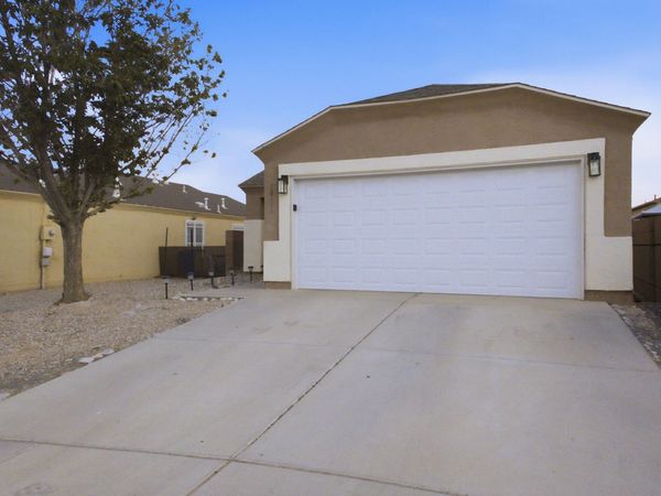 10616 Buck Island Road SW, Albuquerque, NM 87121