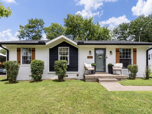 115 Cole Dr, Hendersonville, TN 37075