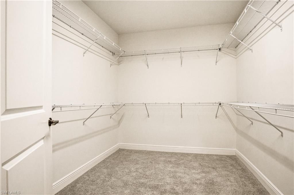 2664 Seychelles Cir, Unit 2401, Naples, FL 34112 Photo