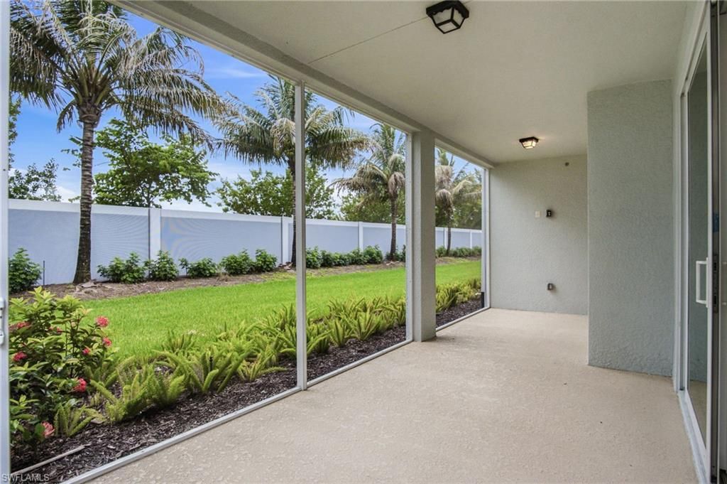 2664 Seychelles Cir, Unit 2401, Naples, FL 34112 Photo