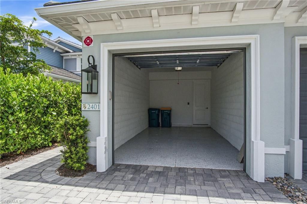2664 Seychelles Cir, Unit 2401, Naples, FL 34112 Photo
