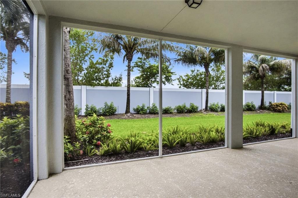 2664 Seychelles Cir, Unit 2401, Naples, FL 34112 Photo