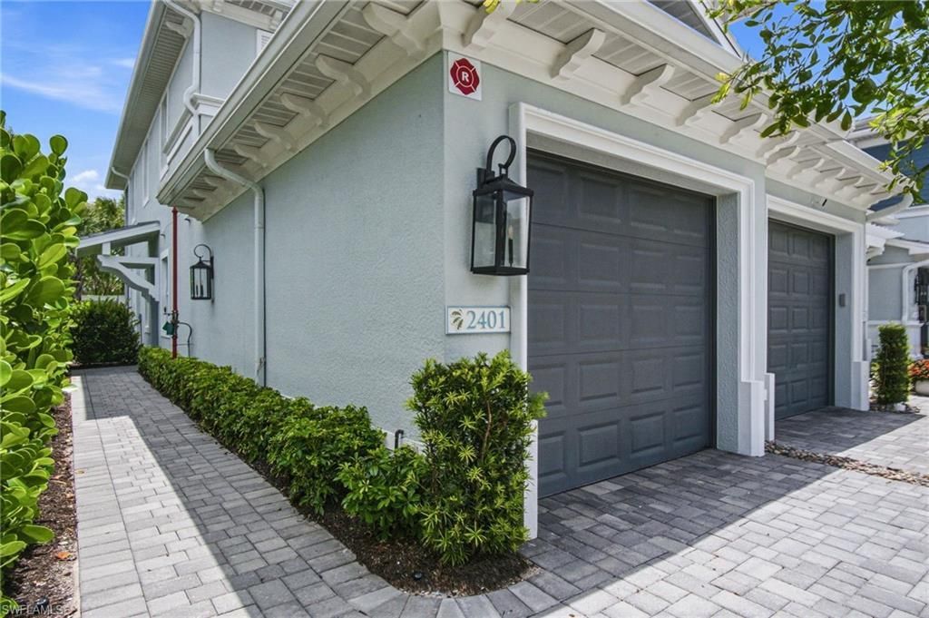 2664 Seychelles Cir, Unit 2401, Naples, FL 34112 Photo
