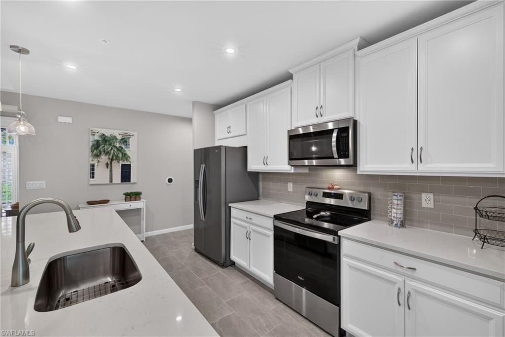 4676 Arboretum Cir, Unit 102, Naples, FL 34112 Photo