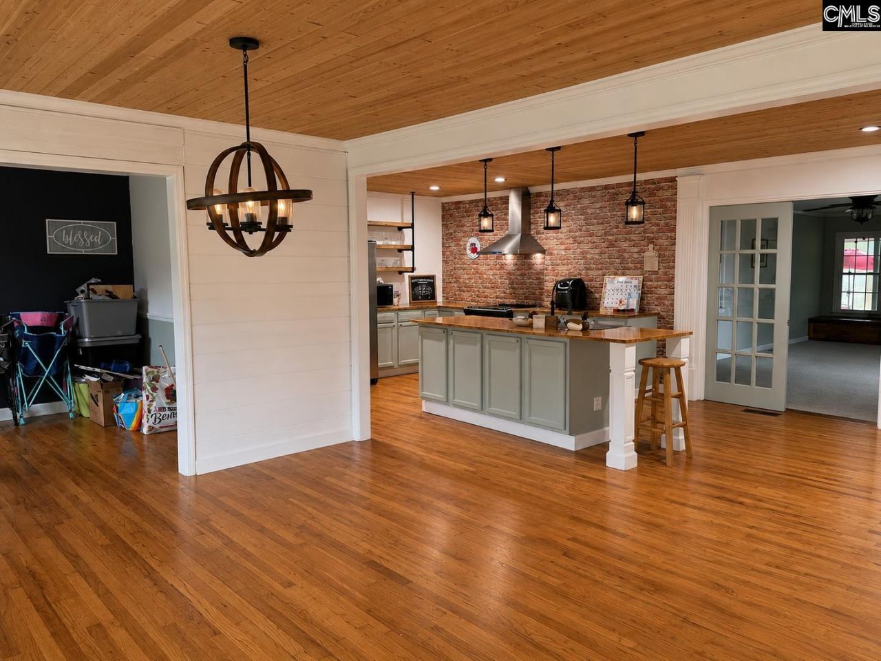 4444 Festival Trail Road Photo 5