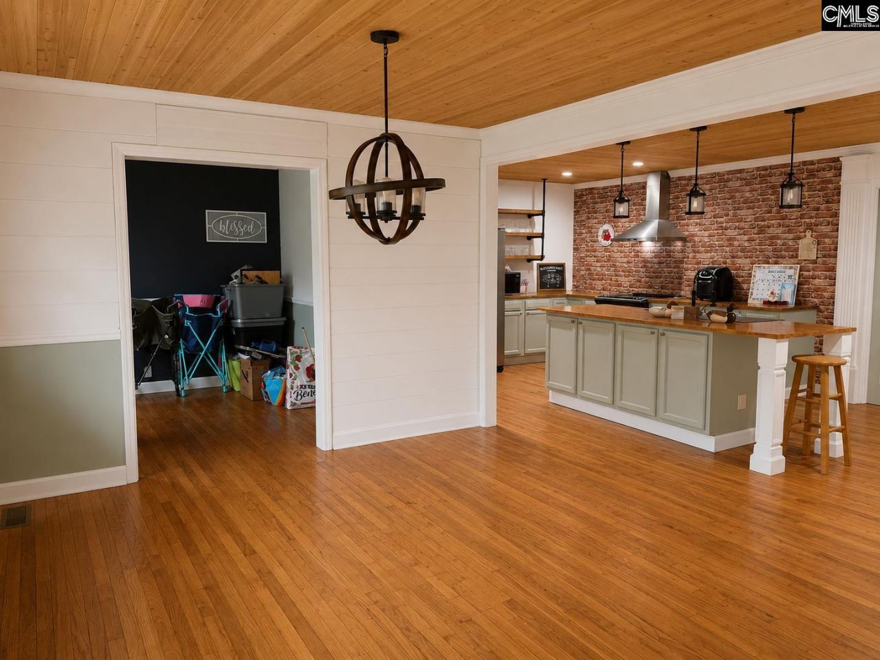 4444 Festival Trail Road Photo 6