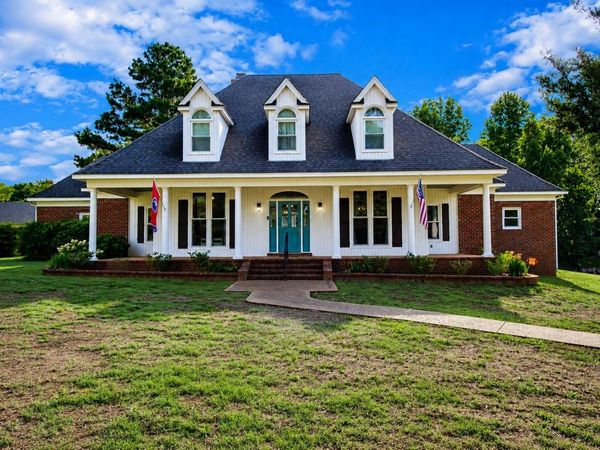 85 HICKORY NUT RD, Piperton, TN 38017