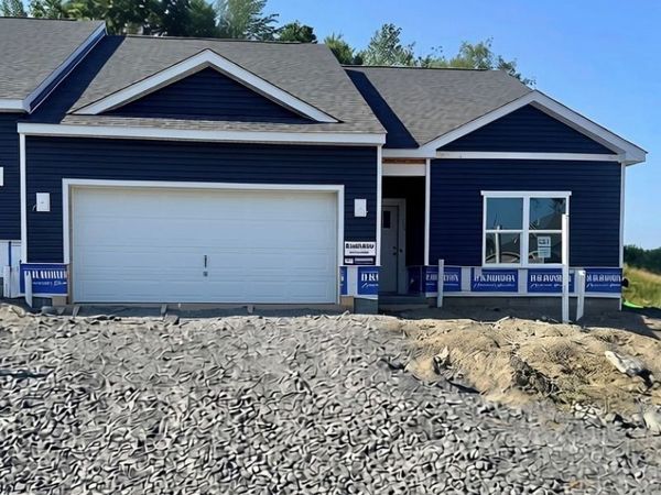 350 Gleneagles Drive, Butler, PA 16001