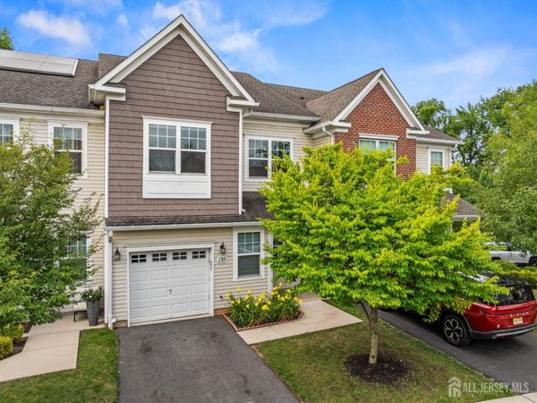 135 Savoth Lane, Colonia, NJ 07067