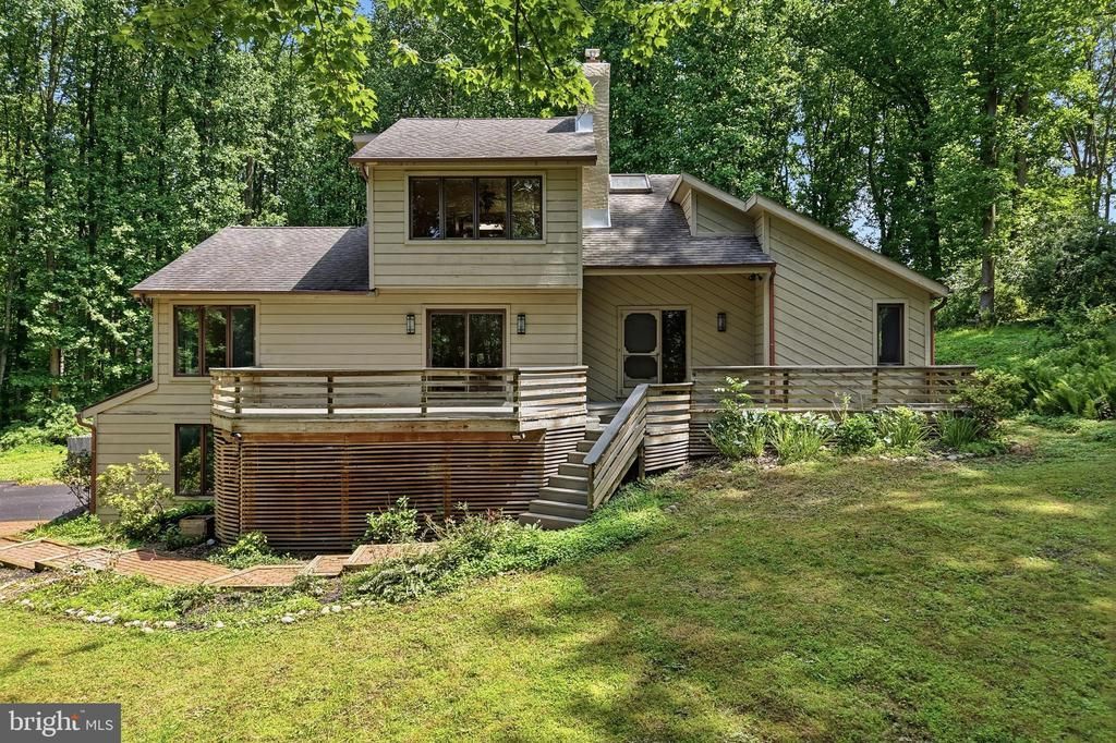3 UPPER BANK DRIVE , CHADDS FORD, PA 19317