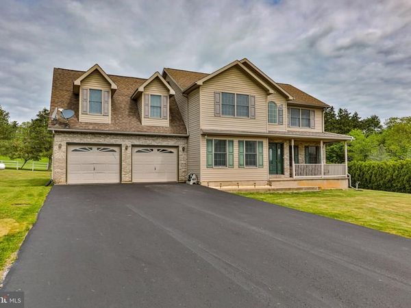 42 LOUIS CIRCLE , DRUMS, PA 18222
