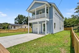 2629 Bonds Avenue photo 4