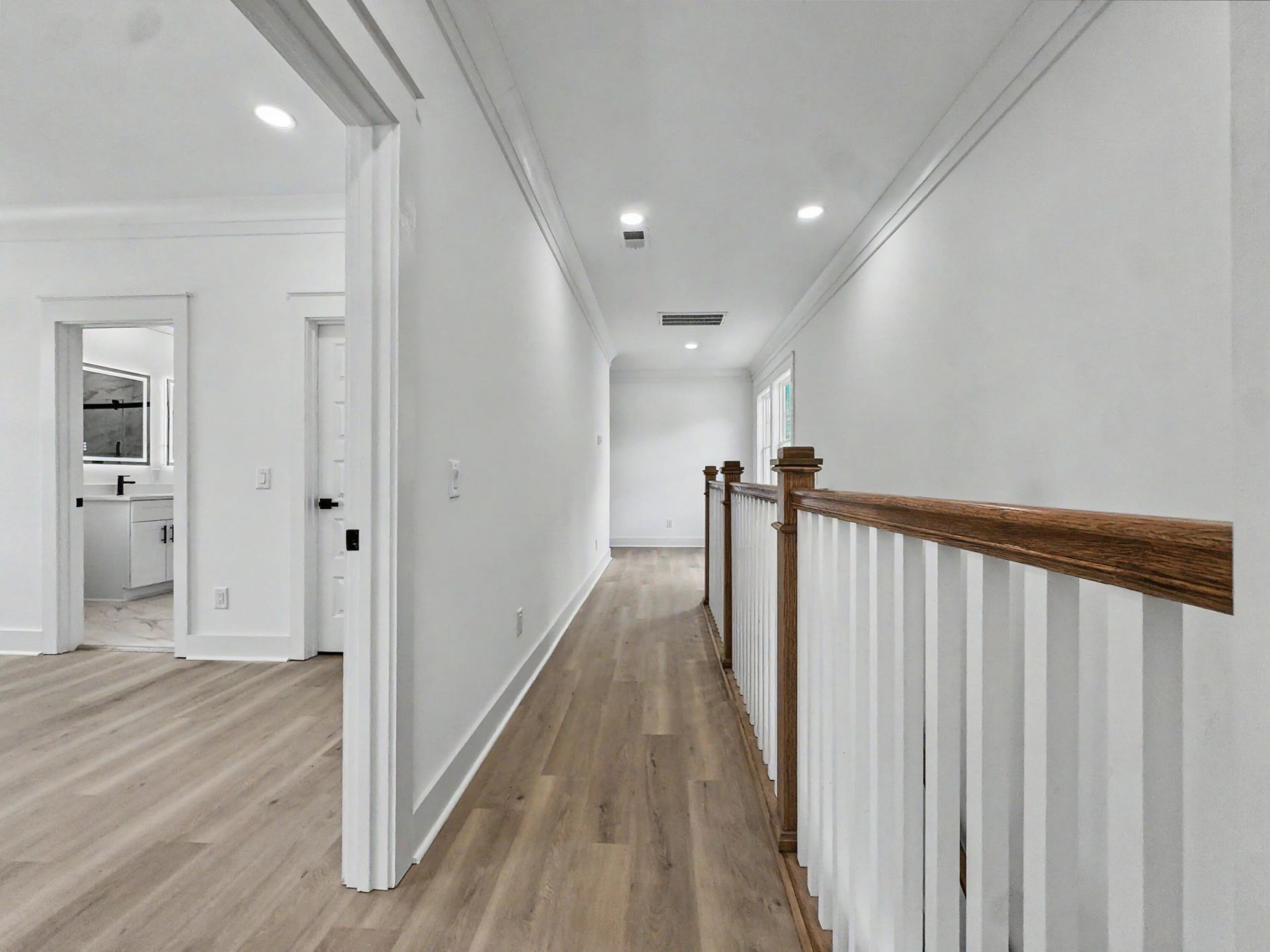 2629 Bonds Avenue Photo 24