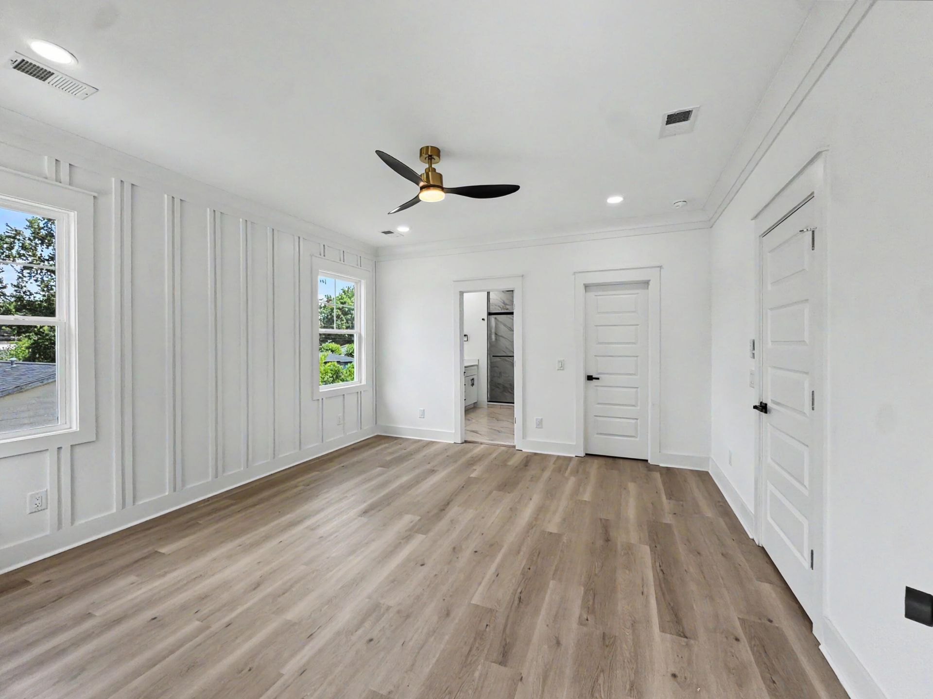 2629 Bonds Avenue Photo 26